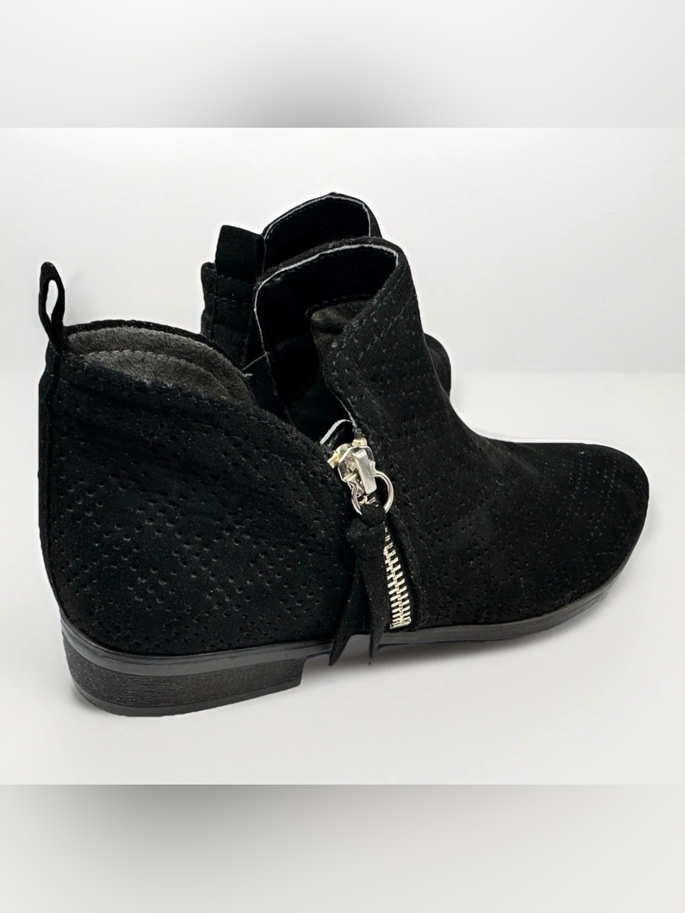Dr Scholls Rate Womens 7M Black Perforated Ankle Booties Side Zip Low Heel